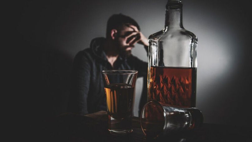 OMS: Peste trei milioane de vieți, pierdute anual din cauza alcoolului și drogurilor