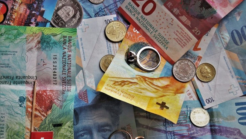 Moneda UE care câștigă teren față de euro și atrage investitori
