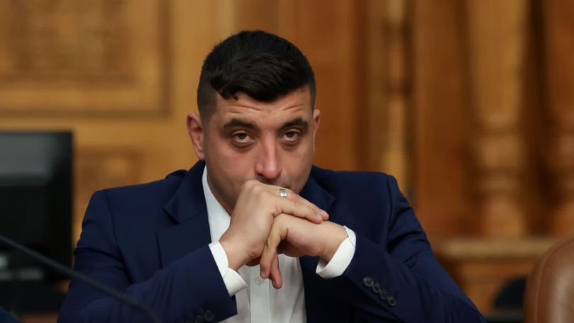 George Simion și-a etalat diploma de Bacalaureat. Ce note a luat liderul