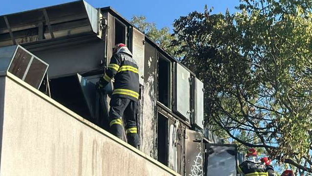 Incendiu la un cinematograf din București: 100 de persoane evacuate