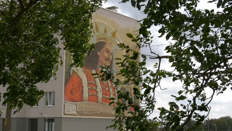O pictură cu Ștefan cel Mare, pictată pe o clădire din sudul țării