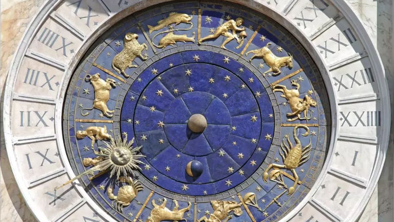 Horoscop 22 octombrie 2024. Trei zodii își schimbă din temelii viața amoroasă