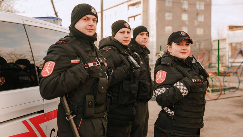 Un bărbat suspect, reținut de carabinieri în Capitală