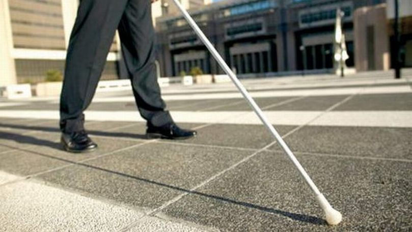 De ce viața oamenilor cu dizabilități e o provocare. Istoria unui bărbat