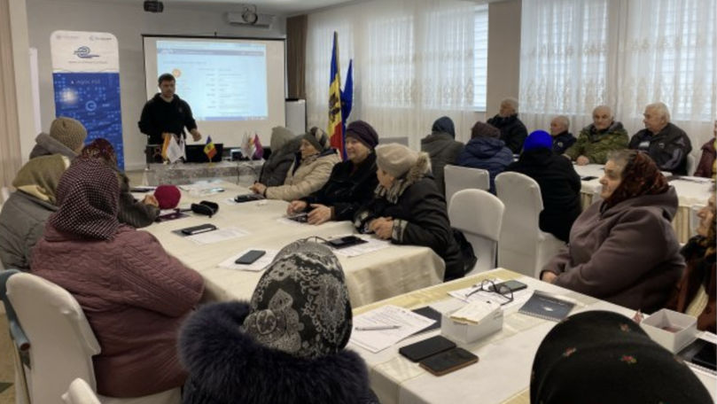 Peste 100 de vârstnici din nordul țării au învățat să acceseze online serviciile publice