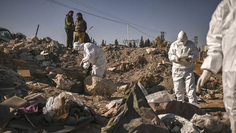 Mormintele comune din Siria: Atrocitățile regimului Assad ies la iveală