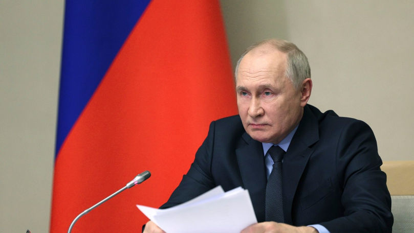 Rusia: Putin promulgă bugetul în care cheltuielile pentru armată cresc
