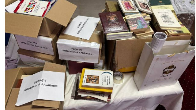 Mitropolia Basarabiei și Ambasada României au donat cărți deținuților