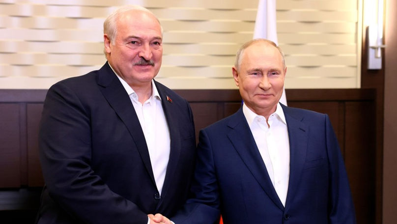 Putin și Lukaşenko au semnat un acord de apărare reciprocă