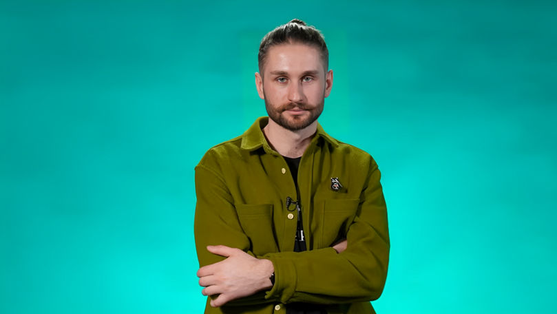 Poezia, librăria și pasiunea pentru literatură: Povestea lui Victor Fală