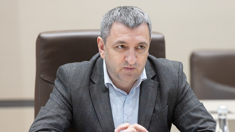 Lilian Carp: Alexandr Nesterovschi nu a părăsit legal R. Moldova