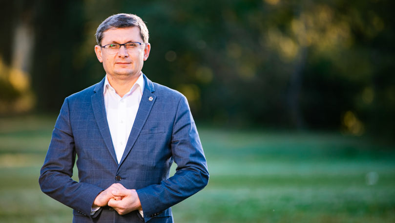 Igor Grosu anunță lansarea unui program național pentru renovarea lăcașelor sfinte
