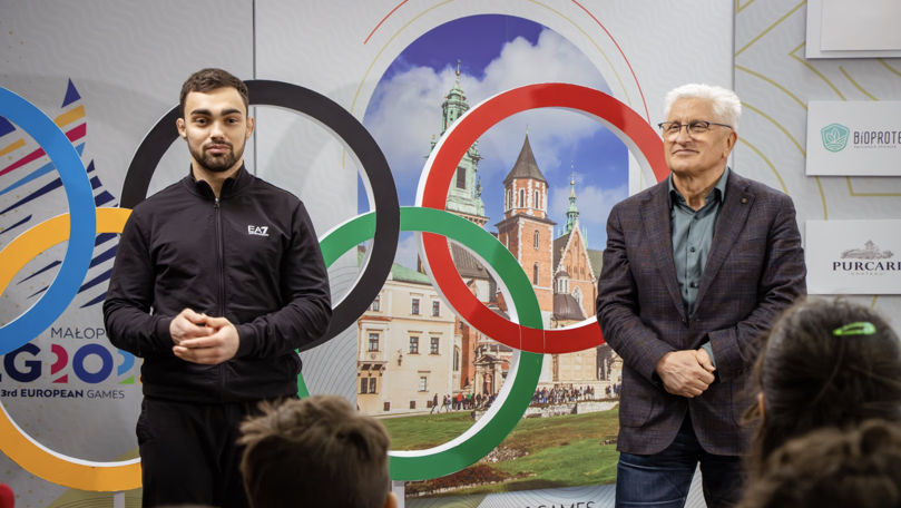 Adil Osmanov a vorbit elevilor unui liceu despre drumul său spre succes