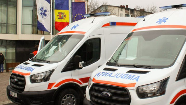 Frigul face victime: Persoane cu hipotermii, transportate la spital