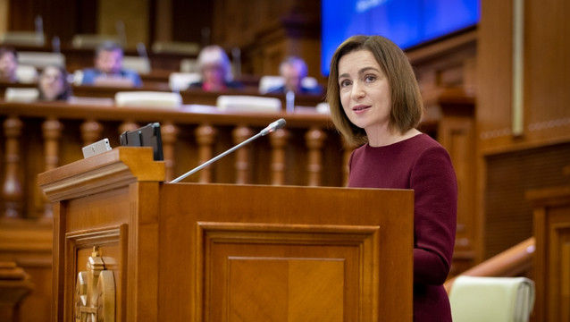 Sandu, discurs în Parlament. PAS a aplaudat, iar opoziția a părăsit sala
