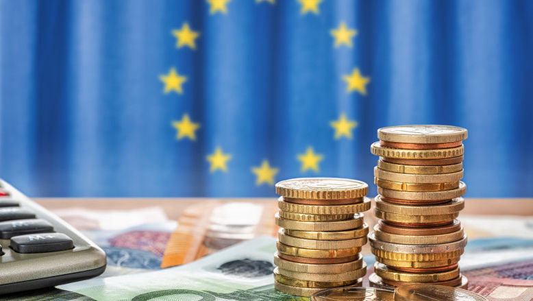 Experți: E nevoie de reforme reale ca banii din UE să aducă o dezvoltare
