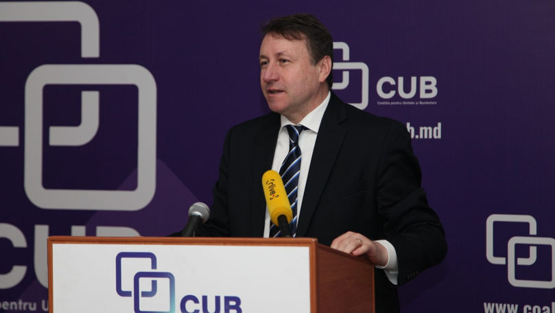 CUB încearcă să justifice participarea liderului său la conferința MEGA
