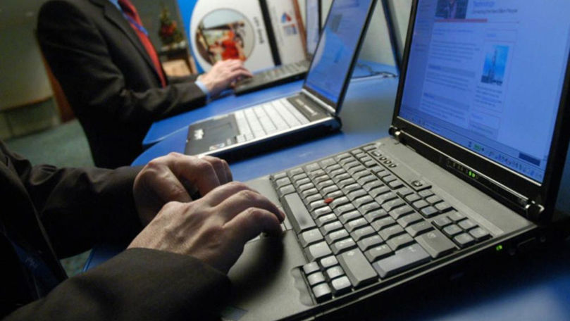 Analiză: Cum încearcă boții să influențeze opinia publică din R. Moldova