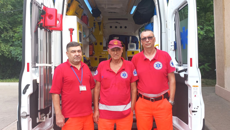 S-a grăbit să vină pe lume: Un băiețel s-a născut în ambulanță