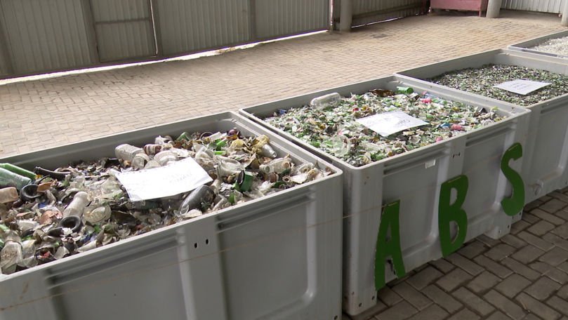 Investiție în reciclare: R. Moldova îmbunătățește procesarea sticlei