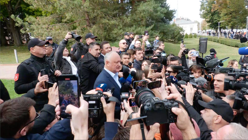 De la urne, în stradă: BEP protestează la Parlament, a doua zi după alegeri
