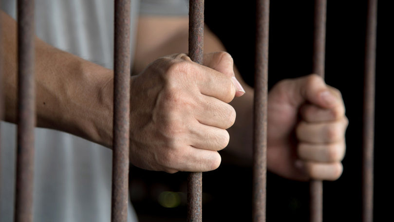 Ani grei de închisoare pentru un bărbat care a abuzat sexual două surori minore
