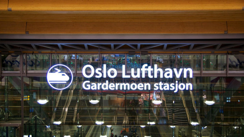 Aeroportul din Oslo, închis mai multe ore după observarea unei drone