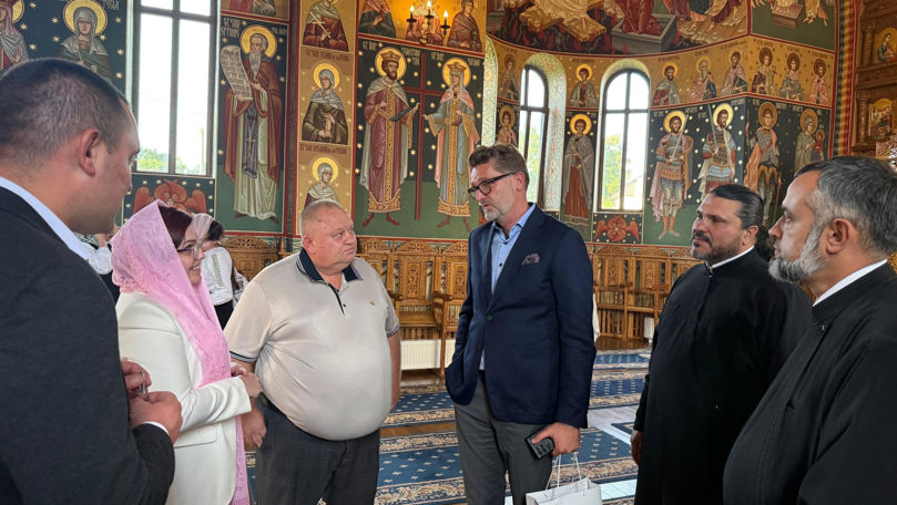 Ambasadorul României, în vizită la biserica românească din Dondușeni