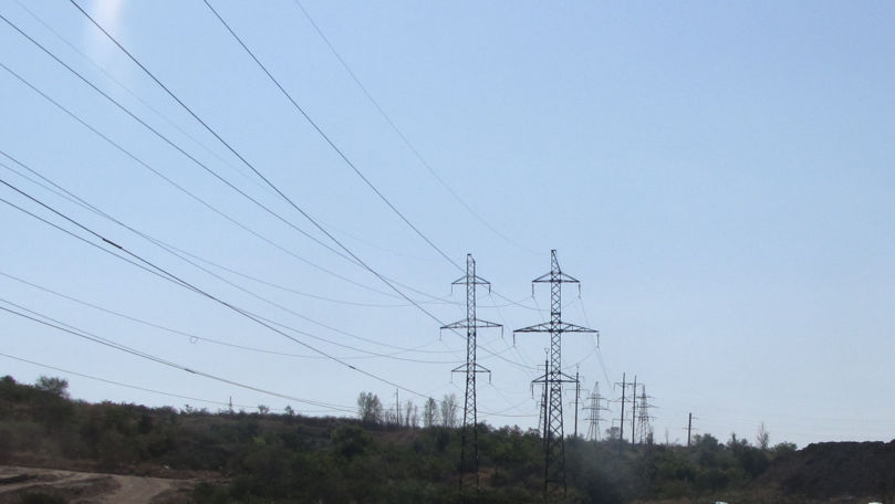 Grave încălcări în zona liniilor electrice, comise de un agent economic