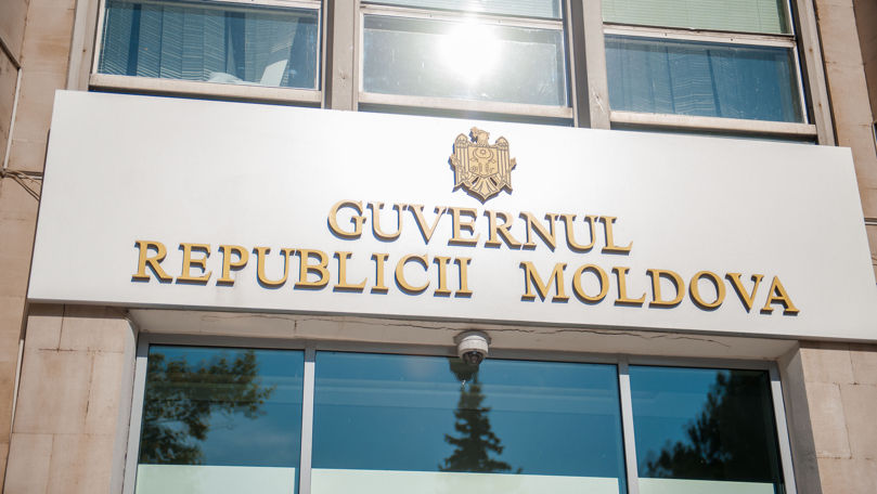 Experți: Noul Guvern trebuie să accelereze investițiile și reformele