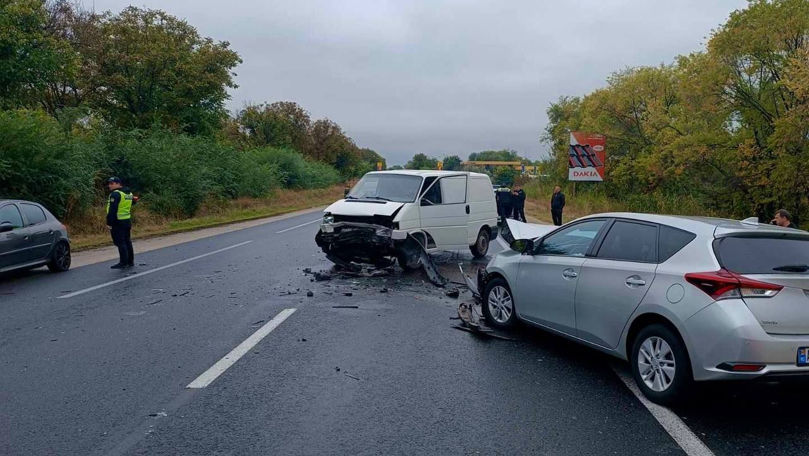 Accident rutier la Țânțăreni. Patru persoane au fost rănite