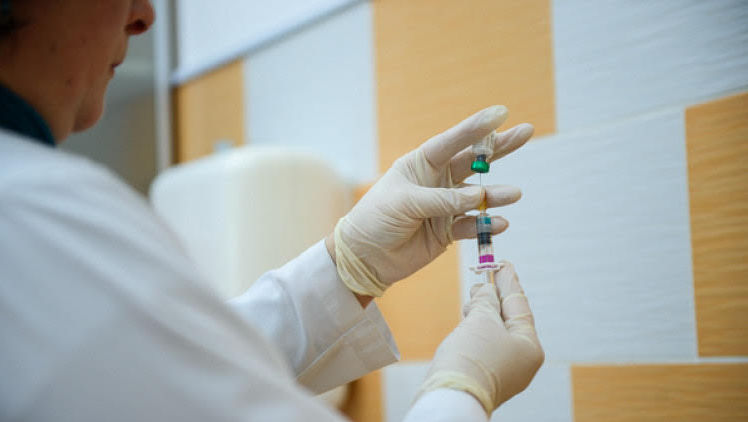 Vaccinarea împotriva gripei începe astăzi: ANSP a cumpărat 240.000 de doze