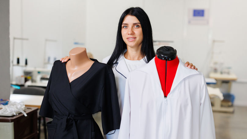 Și-a lansat un atelier de croitorie cu sprijinul UE: Istoria unei tinere