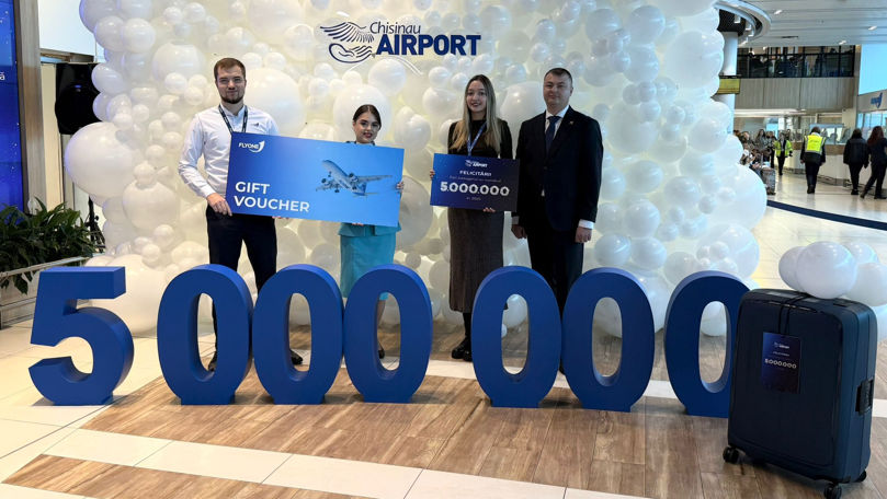 Aeroportul din Chișinău și-a premiat pasagerul cu numărul 5.000.000