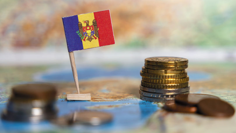 Tinerii și migranții pot primi bani pentru deschiderea primei afaceri