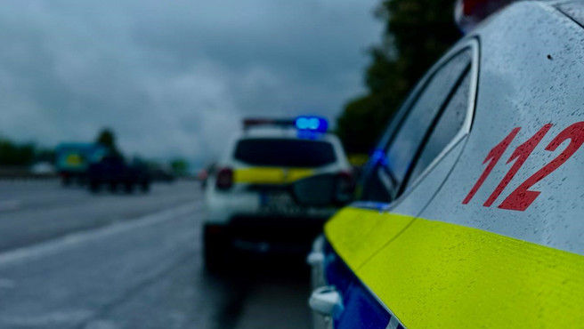 Se circulă în condiții de ploaie și ceață. Recomandările Poliției pentru şoferi