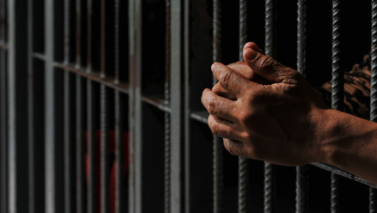 Presa: Israelul deține zeci de palestinieni într-o închisoare subterană