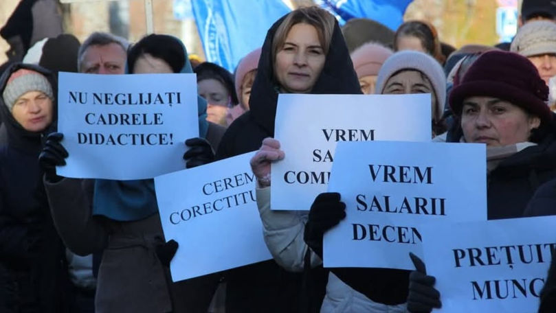 Ce spun profesorii din Chișinău care au manifestat în școli pentru salarii mai mari
