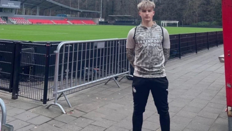 Un fotbalist moldovean se antrenează cu echipa de juniori PSV Eindhoven