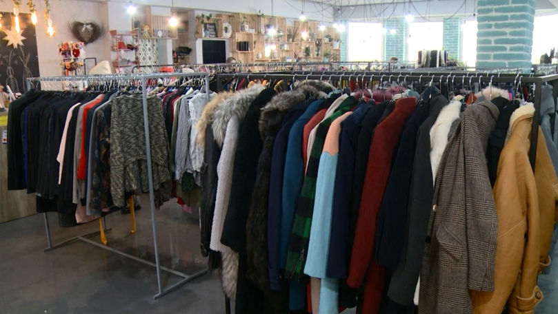 Centre pentru colectarea textilelor, până în 2028: Ce fac acum oamenii cu hainele vechi
