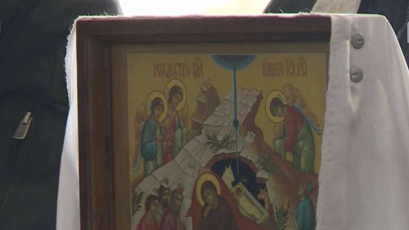 Tradițiile rămân vii la Bravicea: Mersul cu icoana, un ritual păstrat din vechime