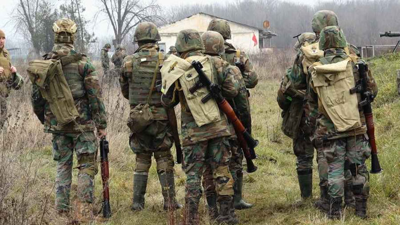 Între frică, disciplină și mândrie: Drumul tinerilor spre uniforma militară