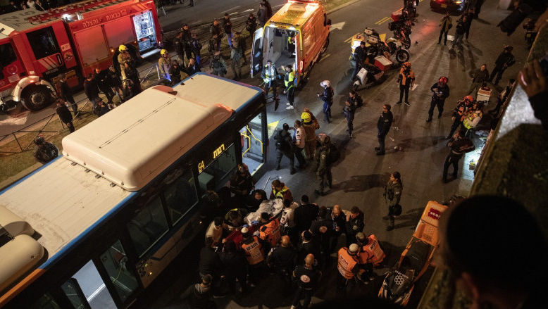 Un adolescent, ucis de un autobuz la protestul evreilor ultraortodocși din Ierusalim