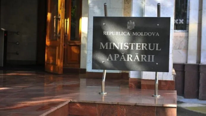 Ministerul Apărării precizează: Încorporarea tânărului fără buletin s-a făcut legal