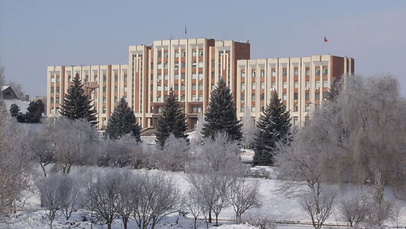 Elevii și studenții din Transnistria fac cursuri online din cauza vremii nefavorabile