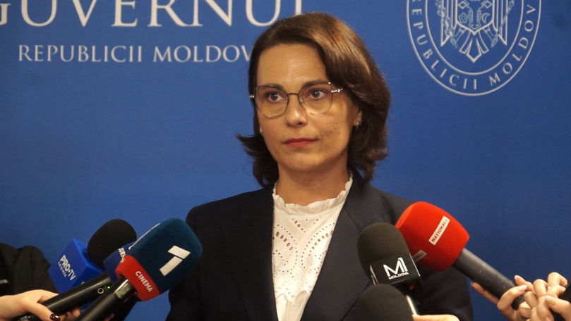 Ministra de Interne va fi audiată în Parlament pe tema traficului de droguri