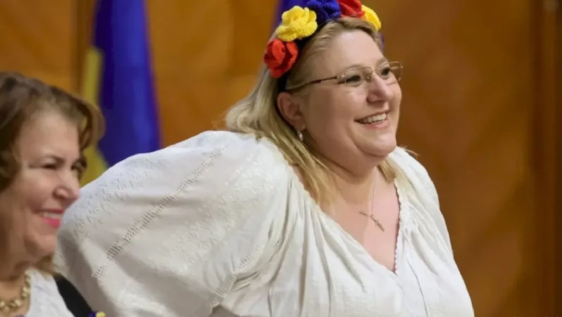 Diana Șoșoacă a depus un proiect de lege privind unirea României cu Republica Moldova