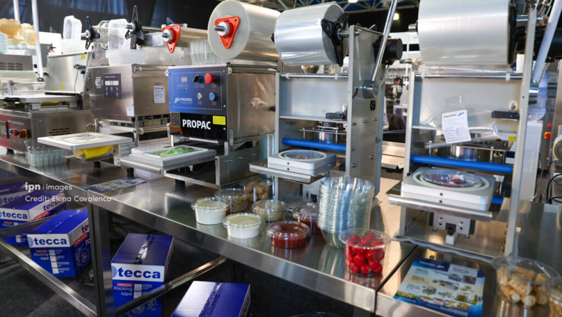 Peste 400 de producători autohtoni participă la expoziția „Fabricat în Moldova”