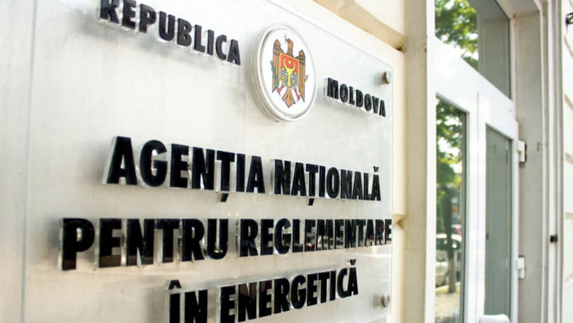 Salariile directorilor Consiliului de administrație ANRE, reduse cu 20%