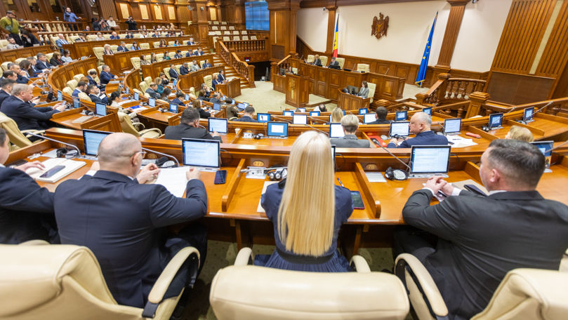 Promo-LEX critică lipsa de transparență și procedurile accelerate în Parlament